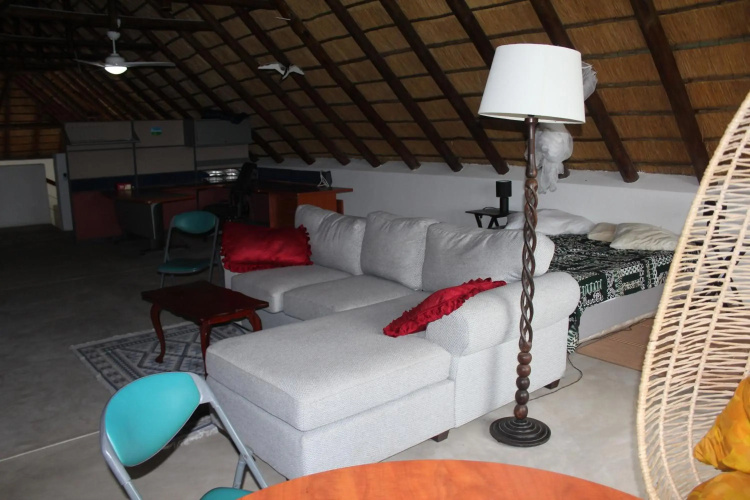 Marloth Park, Kruger safari house - solar