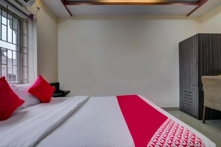 OYO Flagship 1805 Blue Orchid Corporate Inn