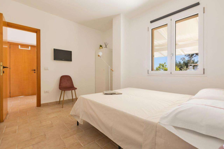 2158 B&B Carrubeto