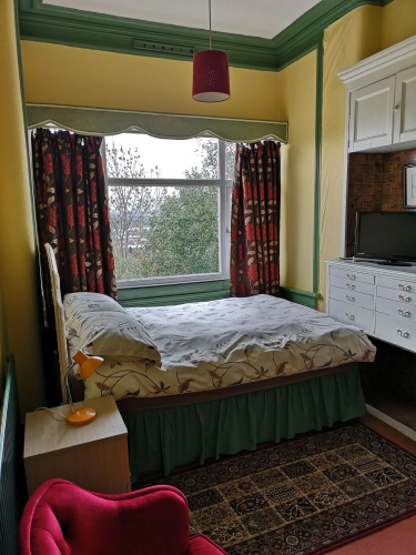 Chimneys Guest House