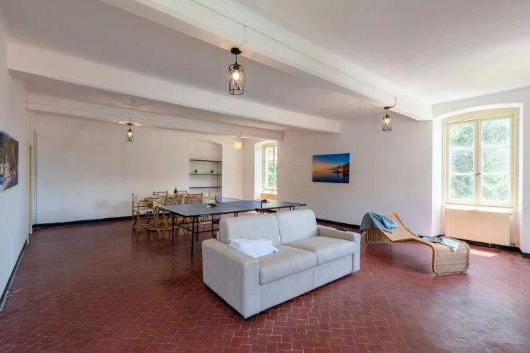 2 Bedrooms Family Apartment