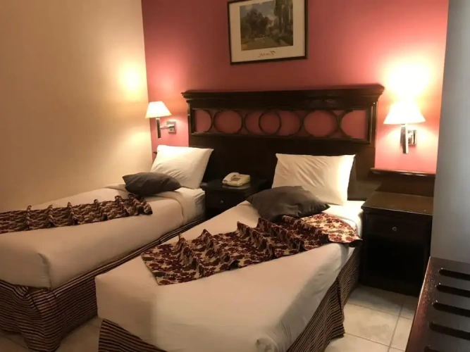 1 Bedroom Suite