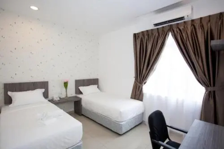 Twenty Nine Hotel