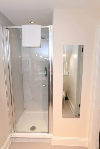Rooms at the Royal