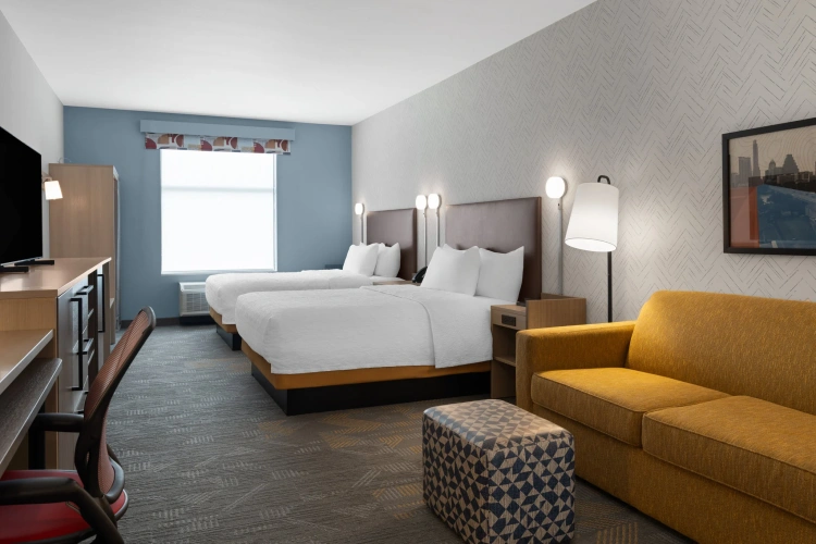 Quadruple Suite