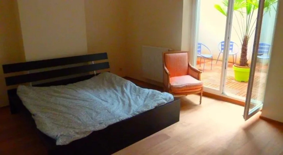 Max Apartments