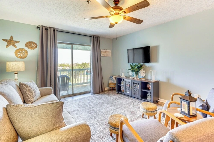 2 Bedrooms Apartment