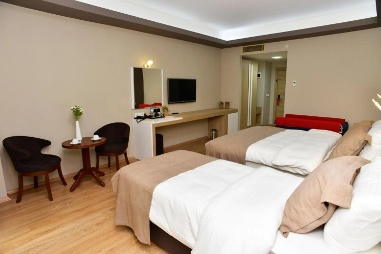 Arus Hotel