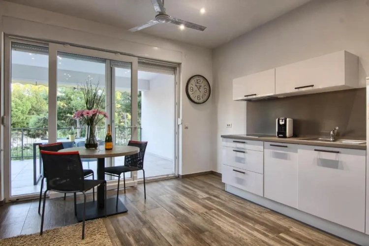 Apartment with balcony