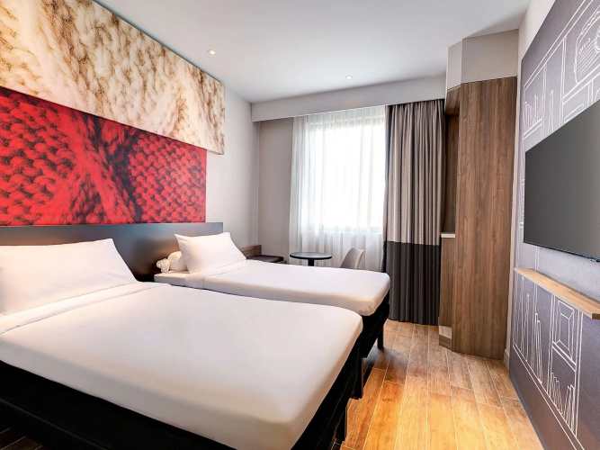 Standard Twin room