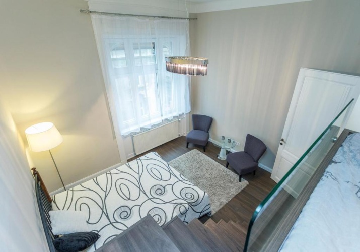 Deluxe Apartment