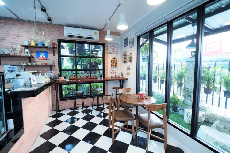 Piccolo House