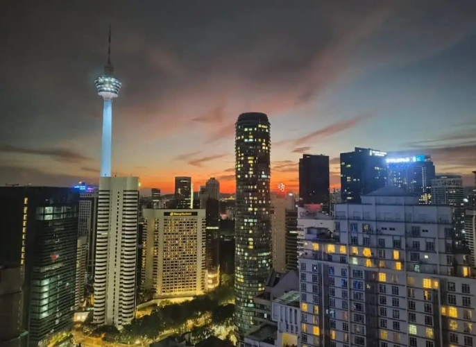 3 Bedrooms Comfort Apartment with city view