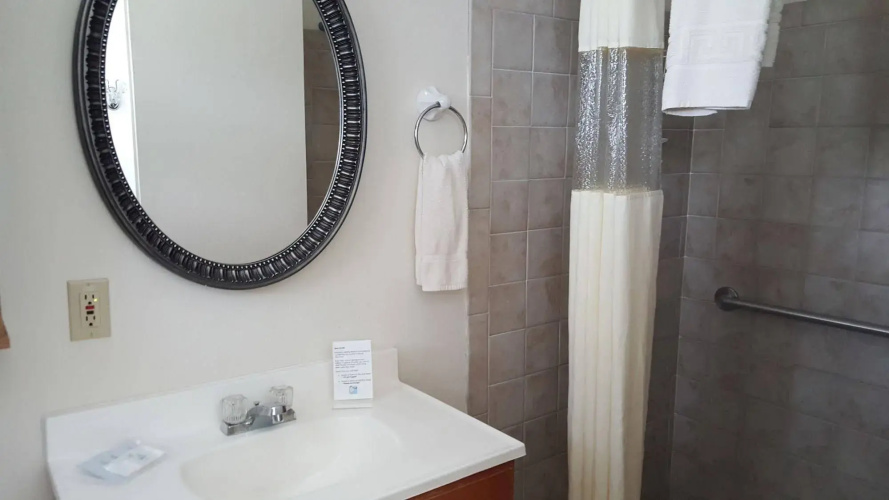 Hontoon Landing Resort & Marina