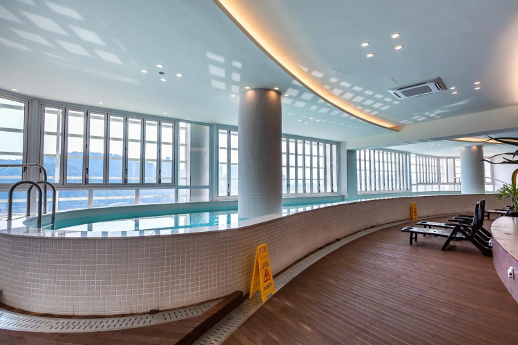 Centum Primus Hotel
