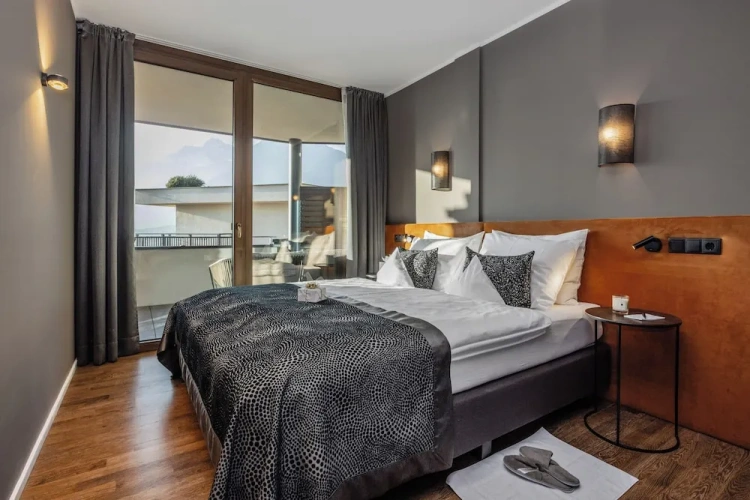 2 Bedrooms Suite