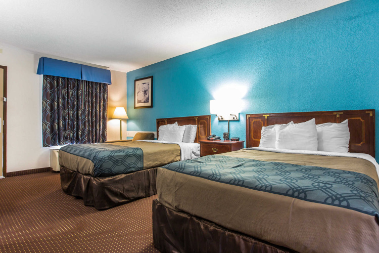 Standard Quadruple room