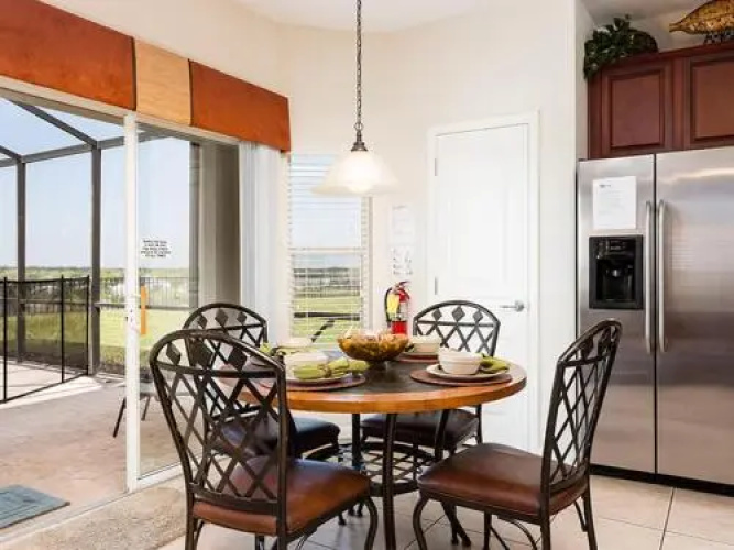 Villa 2572 Archfeld Windsor Hills