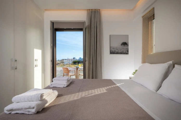 2 Bedrooms Luxury Double Apartment with garden view