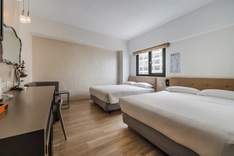 Superior Quadruple room