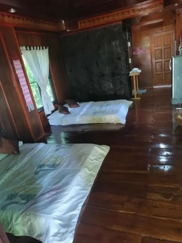 Standard Quadruple Family room