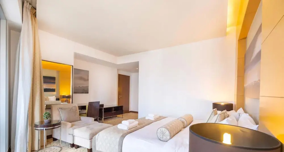 Lux  The Address Dubai Mall Suite