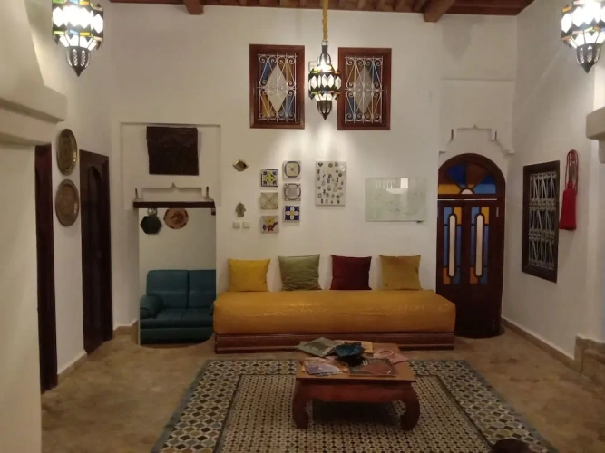 Standard Triple room
