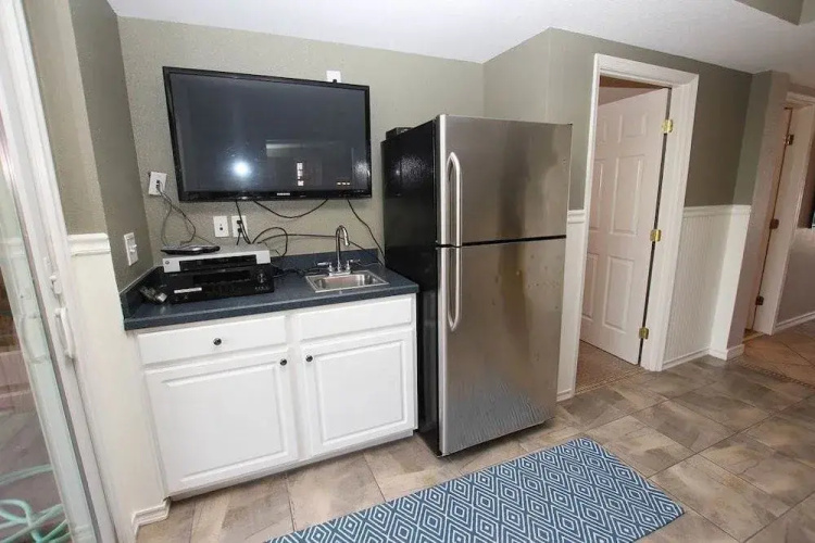Taste Of Carolina - 7 Br home by RedAwning