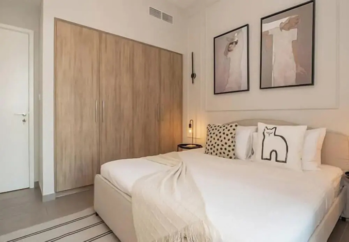 Stylish 1BR in Executive Residence