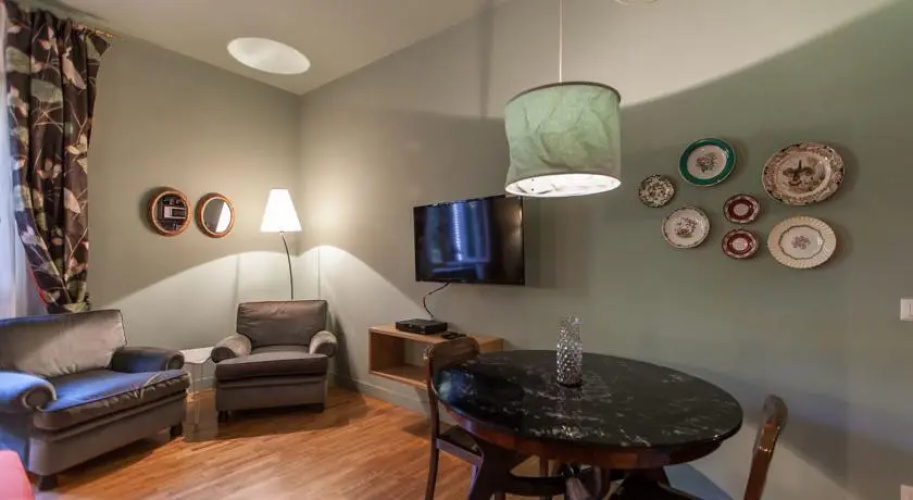 Suite Spanish Apartment
