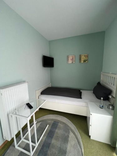 Standard Twin room with balcony