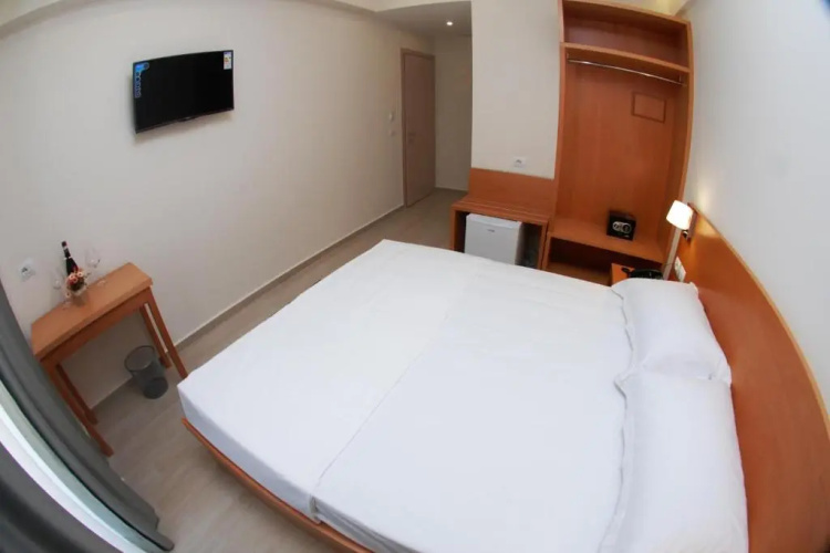 Hotel Ari 2