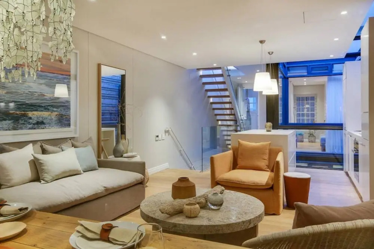 Modern Apartment in the De Waterkant w Rooftop Pool Loader B