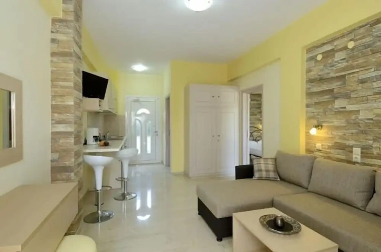 1 Bedroom Superior Apartment
