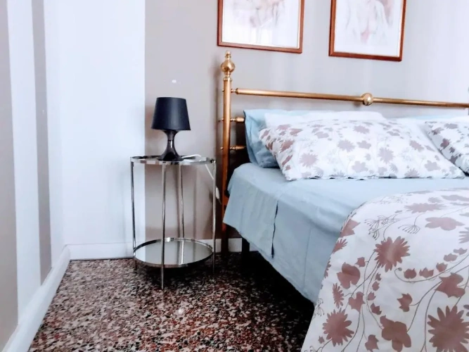 2 Bedrooms Cottage