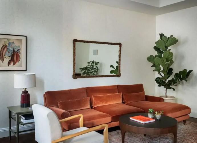 The Pinch Hotel