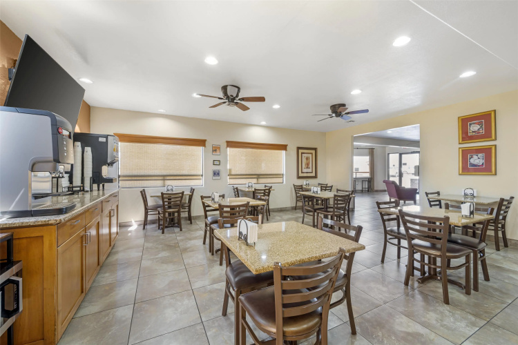 Best Western Cottonwood Inn photo 24