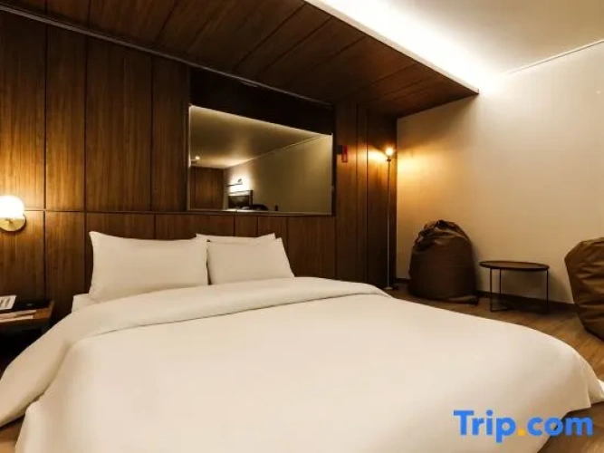 Premium Quadruple room