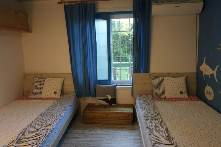 White Whale Guesthouse - Hostel