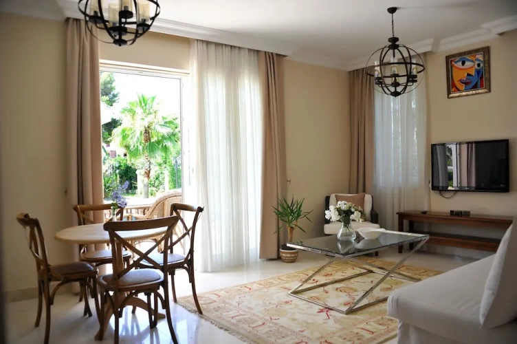 Standard room with view