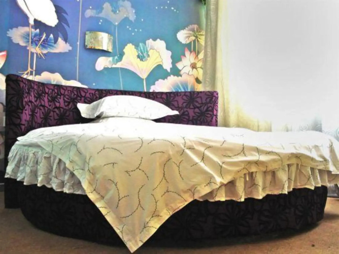 Qianli Express Hotel