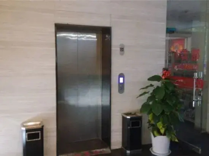 Qingjiang Express Hotel