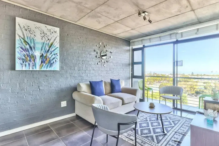 2 Bedroom Secure Pool Strong Wifi
