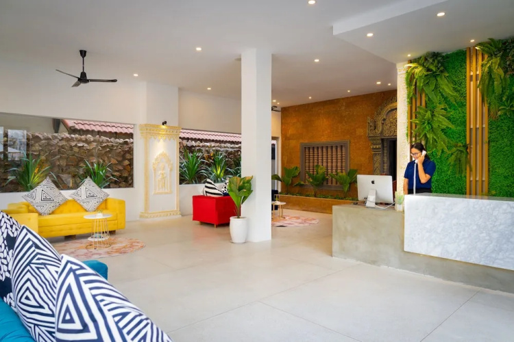 Popular Hotel & Spa