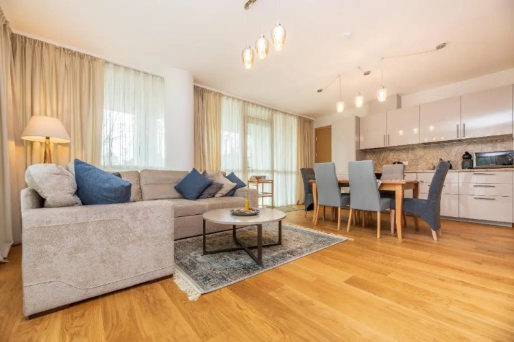 Simpsono apartamentai №215