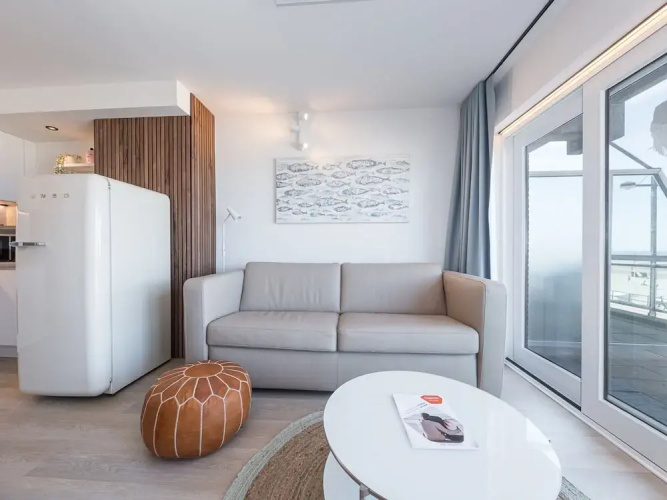 Apartment With Sea-view