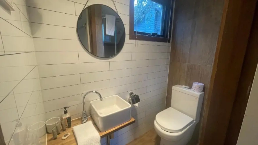2 Bedrooms Cottage