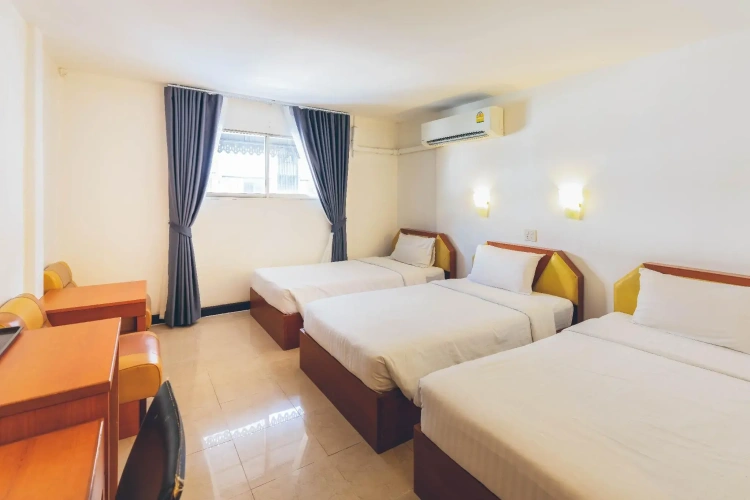 Deluxe Triple room