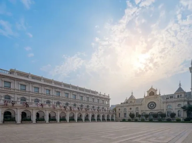 Dalian BAMBOO Hotel (International Conwention Center Venice Water City)