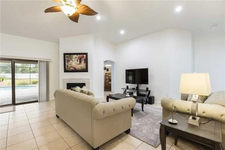 Beach Daze by Distinctive Beach Rentals